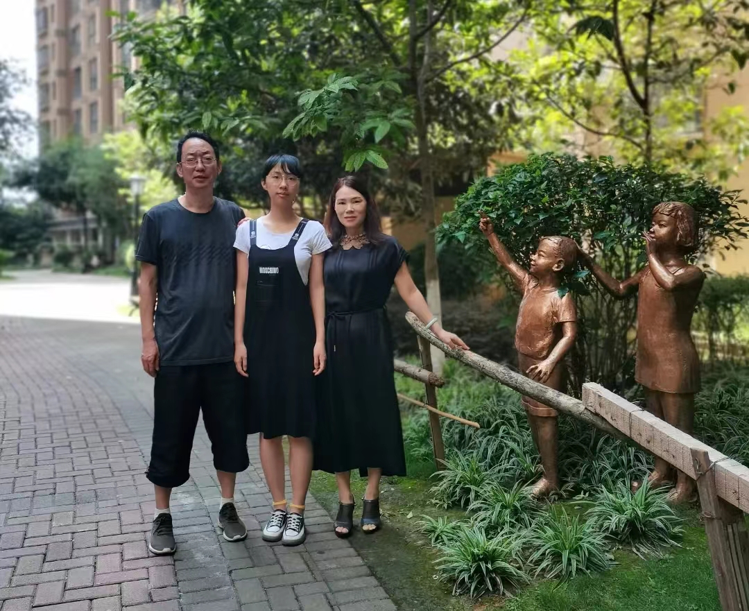 【最美家风故事】李国文家庭：用爱筑起幸福家